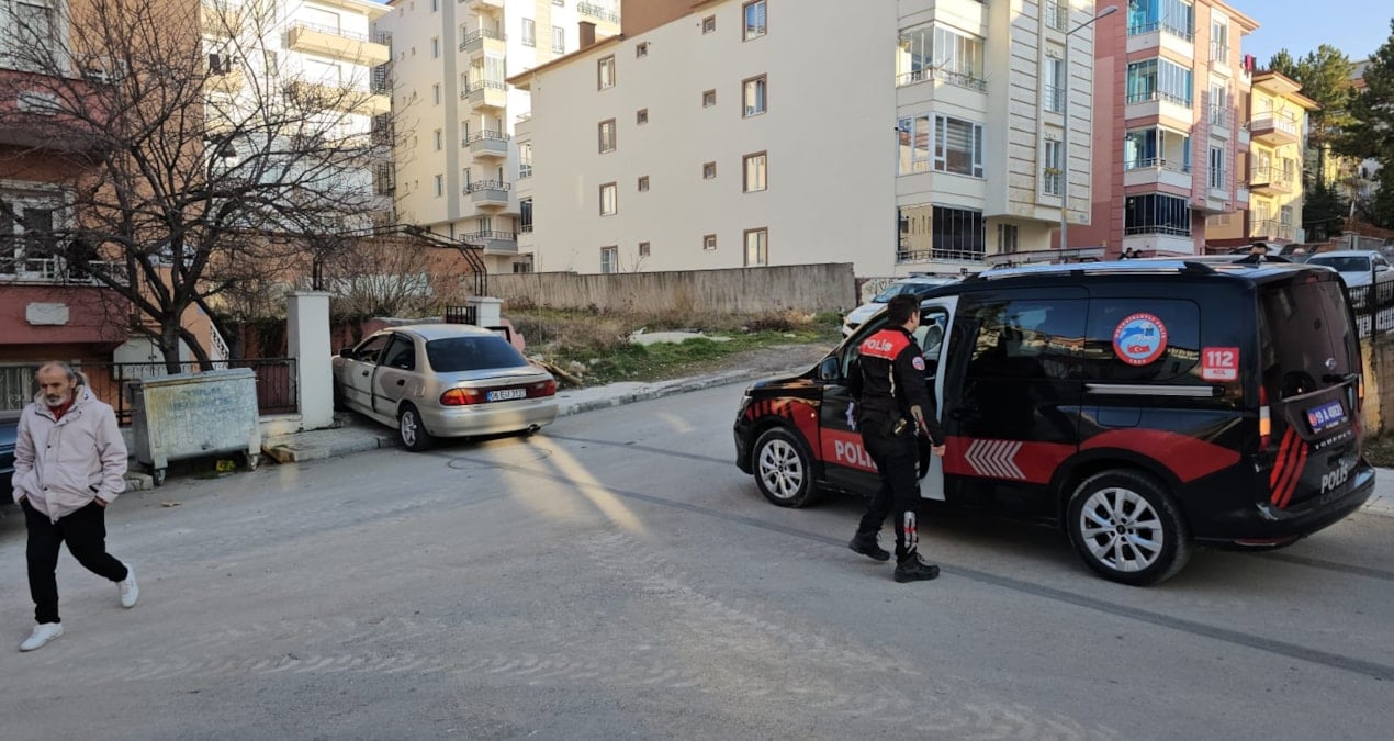 Çorum’da hareketli gün! Polisin ‘dur’ ihtarına uymayan sürücüler yakayı ele verdi